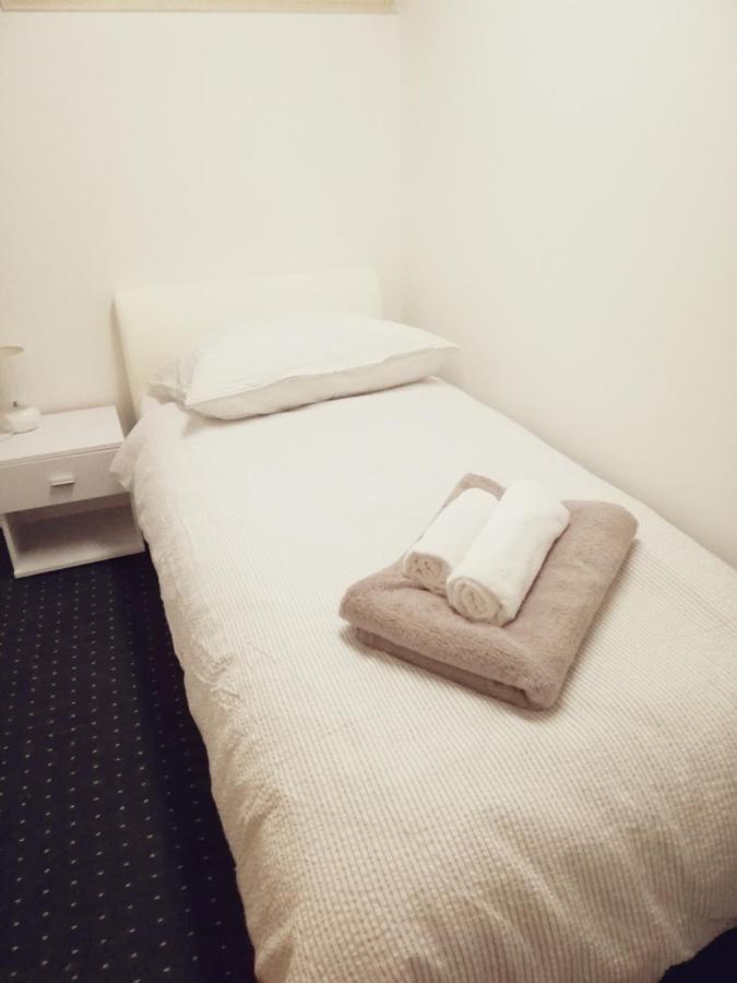 House Of Wine Hotel Kutjevo Екстериор снимка