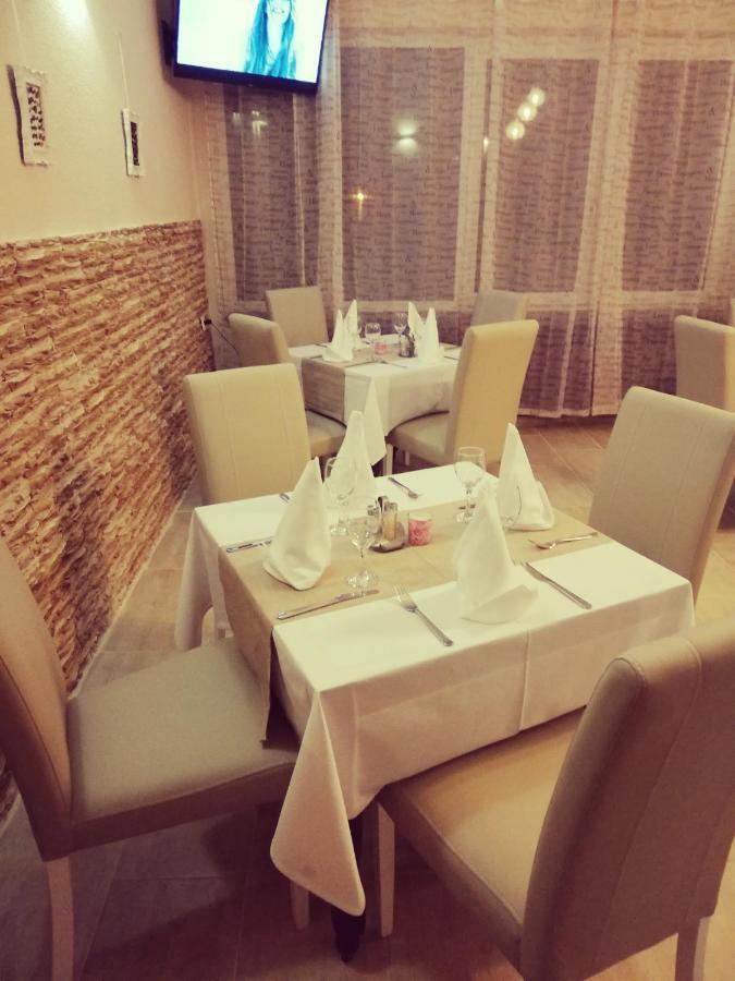 House Of Wine Hotel Kutjevo Екстериор снимка