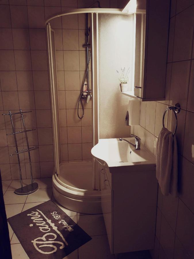 House Of Wine Hotel Kutjevo Екстериор снимка